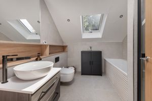 Photo 27- click for photo gallery